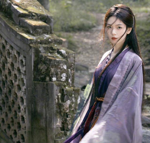 k1体育《水龙吟》4位美女造型合集林允神女装好仙包上恩美出k1体育平台新高度(图14)